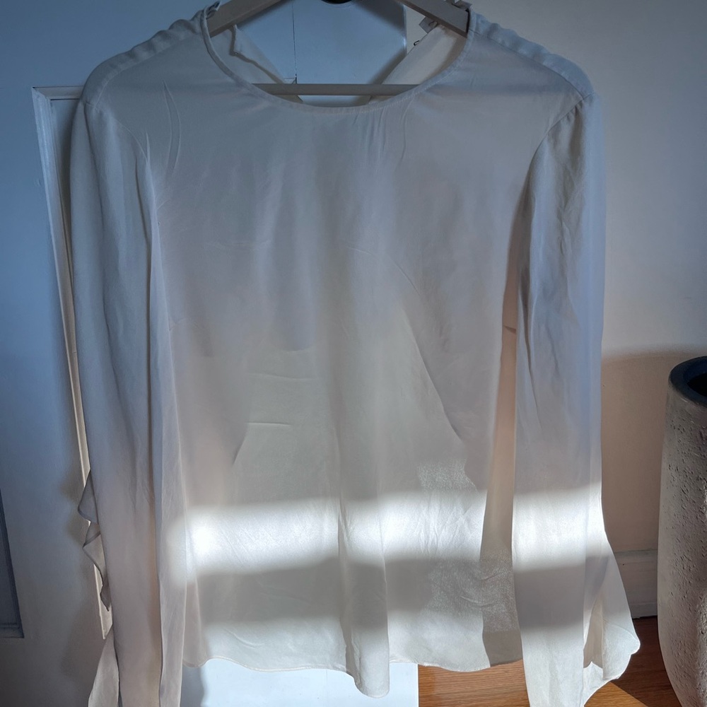 A.L.C. Creme butterfly sleeve and back silk Blouse